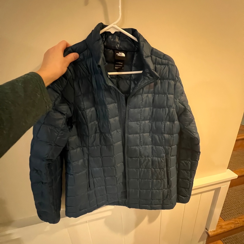 Teal north face puff packable coat jacket